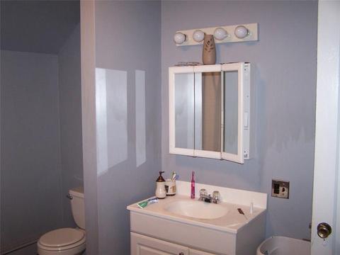 131 Fifth Ave, Woonsocket, RI 02895 photo 9