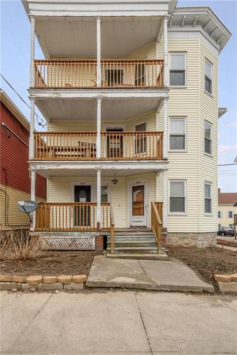 308 Willow St, Woonsocket, RI 02895 photo 1
