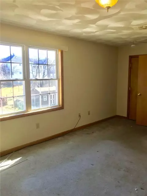 76 Cleveland St, Fall River, MA 02724 photo 15