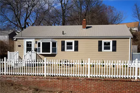67 Gadoury Blvd, Woonsocket, RI 02895 photo 1