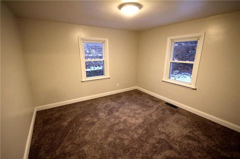 67 Gadoury Blvd, Woonsocket, RI 02895 photo 6