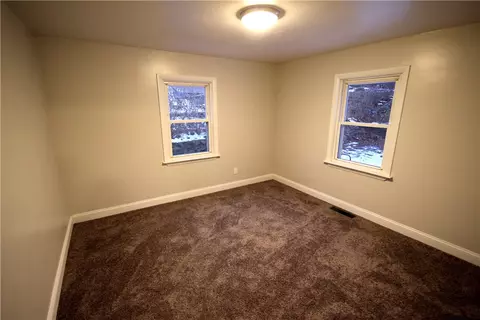 67 Gadoury Blvd, Woonsocket, RI 02895 photo 6