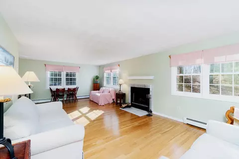 24 Gentry Cir, Exeter, RI 02822 photo 1