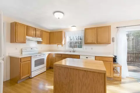 24 Gentry Cir, Exeter, RI 02822 photo 5