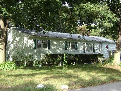 165 Smith St, Warwick, RI 02886 photo 1