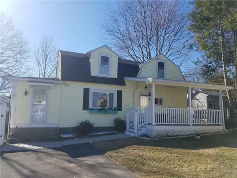 62 Brinton Ave, Warwick, RI 02889 photo 22