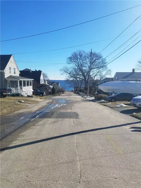 62 Brinton Ave, Warwick, RI 02889 photo 29