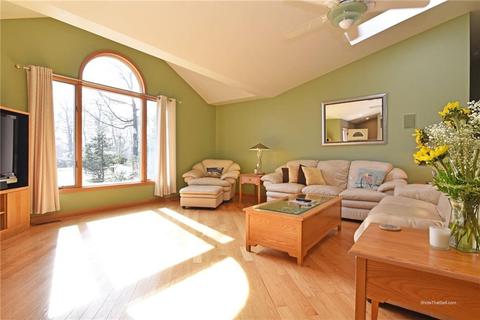 24 Jeannette Ct, Exeter, RI 02822 photo 4