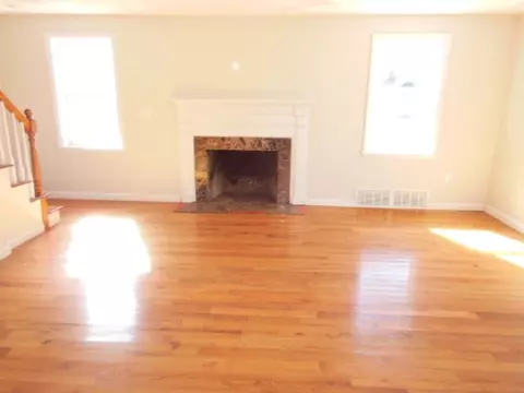 22 Capeway Rd, Warwick, RI 02886 photo 8