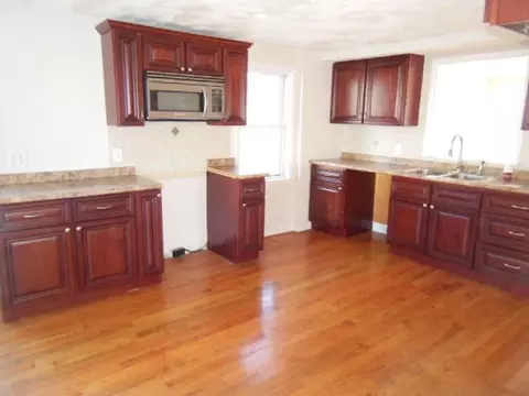 22 Capeway Rd, Warwick, RI 02886 photo 12