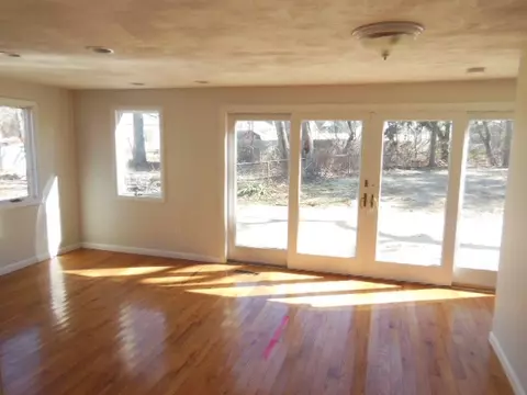 22 Capeway Rd, Warwick, RI 02886 photo 13
