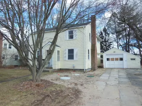 22 Capeway Rd, Warwick, RI 02886 photo 3