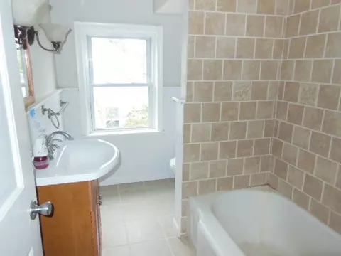 22 Capeway Rd, Warwick, RI 02886 photo 22