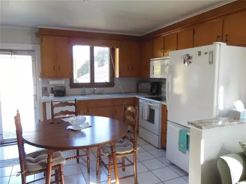 183 High St, Westerly, RI 02891 photo 5