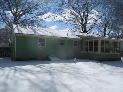 61 Sprague Ave, Warwick, RI 02889 photo 16
