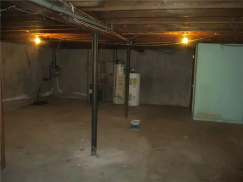 61 Sprague Ave, Warwick, RI 02889 photo 15