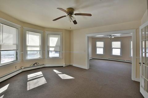 68 Beach St, Westerly, RI 02891 photo 9