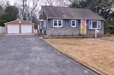 228 Natick Ave, Warwick, RI 02886 photo 1