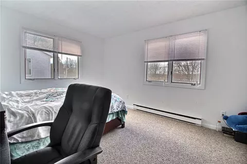2 Beacon St, Westerly, RI 02891 photo 3