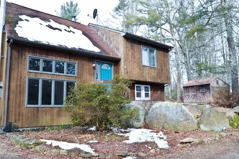 5174 Flat River Rd, Coventry, RI 02827 photo 2