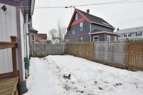 36 Bernice Ave, Woonsocket, RI 02895 photo 28