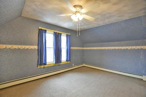 36 Bernice Ave, Woonsocket, RI 02895 photo 16