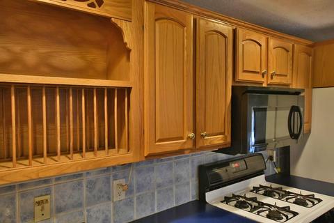 36 Bernice Ave, Woonsocket, RI 02895 photo 9