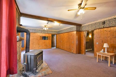 36 Bernice Ave, Woonsocket, RI 02895 photo 5