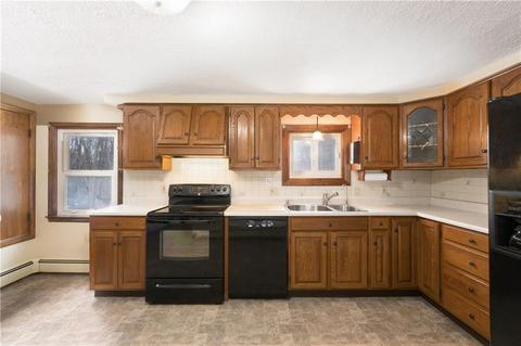 113 Morin St, Woonsocket, RI 02895 photo 7