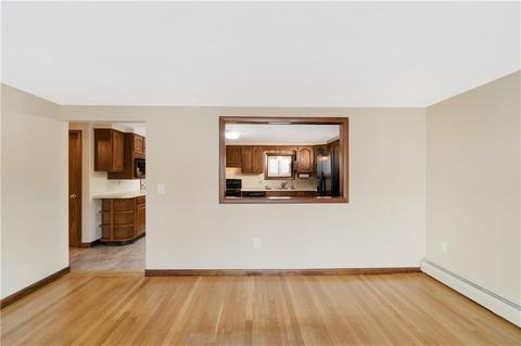 113 Morin St, Woonsocket, RI 02895 photo 12