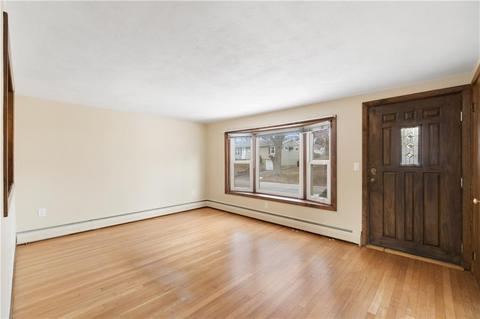113 Morin St, Woonsocket, RI 02895 photo 13