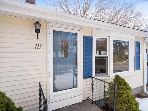 113 Morin St, Woonsocket, RI 02895 photo 2