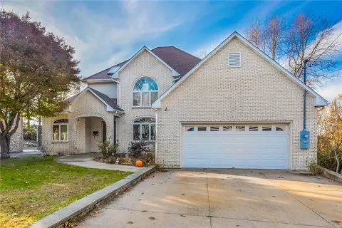 74 Ward Ave, Westerly, RI 02891 photo 1