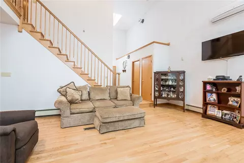 74 Ward Ave, Westerly, RI 02891 photo 5