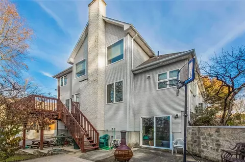 74 Ward Ave, Westerly, RI 02891 photo 23
