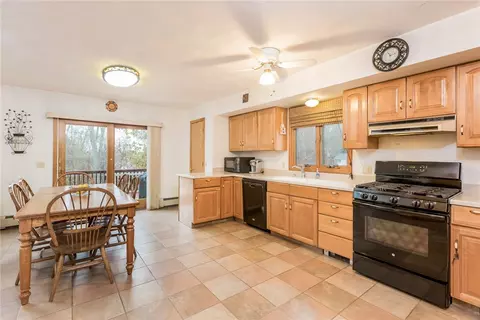 74 Ward Ave, Westerly, RI 02891 photo 11