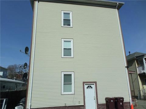 34 Transit St, Woonsocket, RI 02895 photo 10