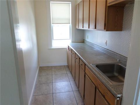 34 Transit St, Woonsocket, RI 02895 photo 7