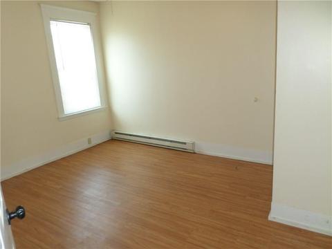 34 Transit St, Woonsocket, RI 02895 photo 11