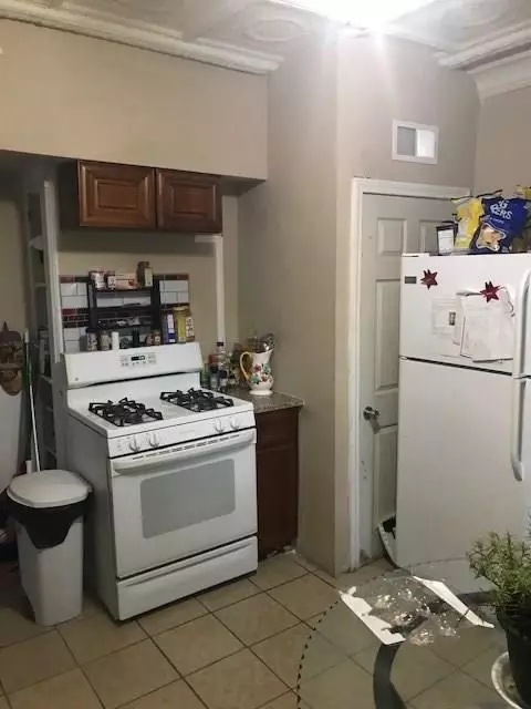 110 Transit St, Woonsocket, RI 02895 photo 3