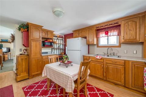 9 Piedmont St, Woonsocket, RI 02895 photo 6