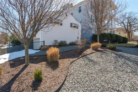 9 Piedmont St, Woonsocket, RI 02895 photo 17