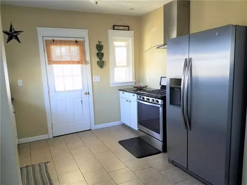 56 Wharf Rd, Warwick, RI 02889 photo 8