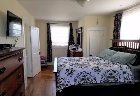 56 Wharf Rd, Warwick, RI 02889 photo 9