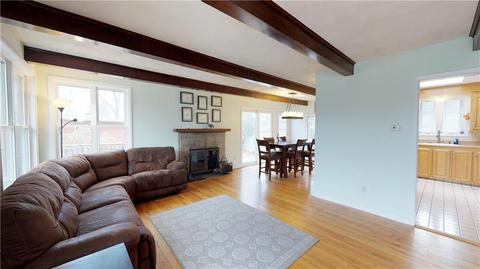 48 Rip Van Winkle Circle Cir, Warwick, RI 02886 photo 3