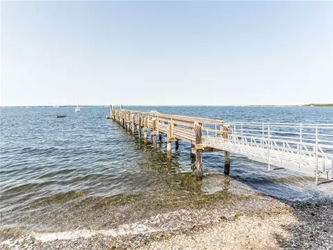 10 Sunset Rd, Bristol, RI 02809 photo 31