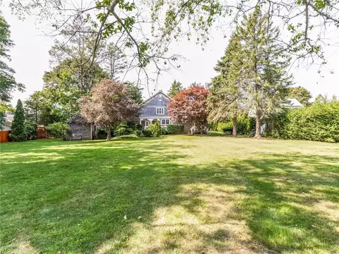 10 Sunset Rd, Bristol, RI 02809 photo 23