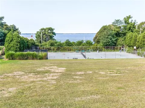 10 Sunset Rd, Bristol, RI 02809 photo 26