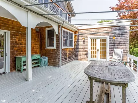 10 Sunset Rd, Bristol, RI 02809 photo 3