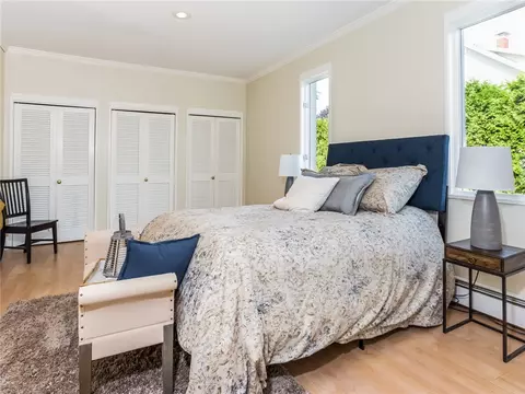 10 Sunset Rd, Bristol, RI 02809 photo 17